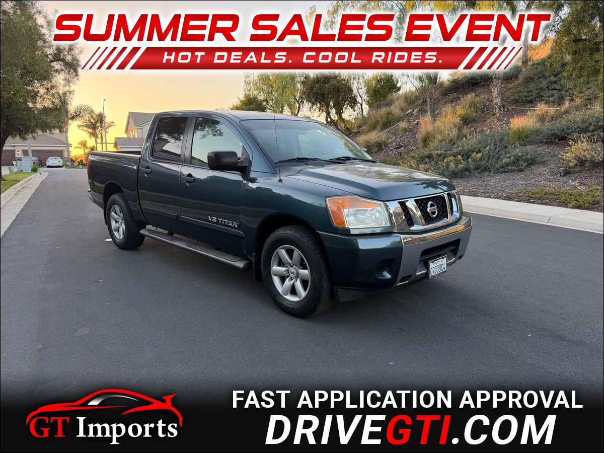 2014 Nissan Titan SV Crew Cab