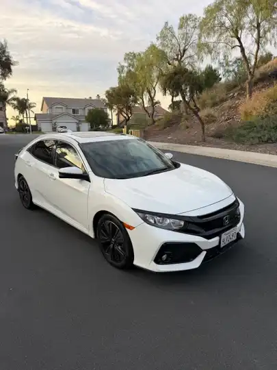 2017 Honda Civic Hatchback EX Blanco Hatchback Tracción delantera Transmisión variable continua